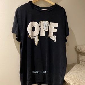 Off white tee